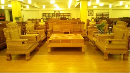 銘佳坊紅木館 真誠待客 誠信立業 鑄就紅木家具品牌