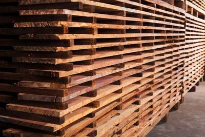 紅木家具為何名貴？古老工藝與科學流程功不可沒